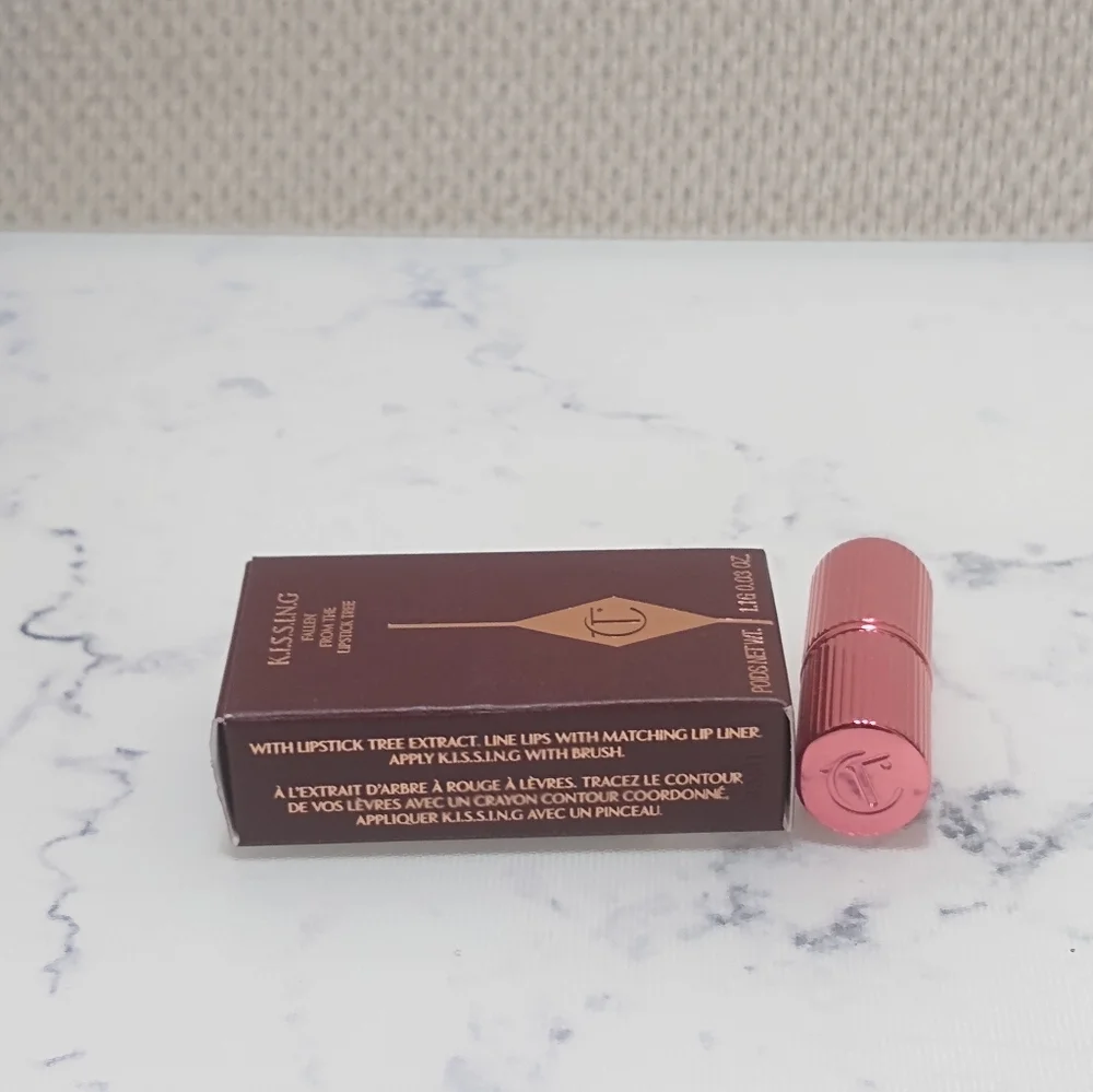 Charlotte Tilbury K.I.S.S.I.N.G Lipstick Icon Baby Mini Size .03 Oz - Picture 8 of 8
